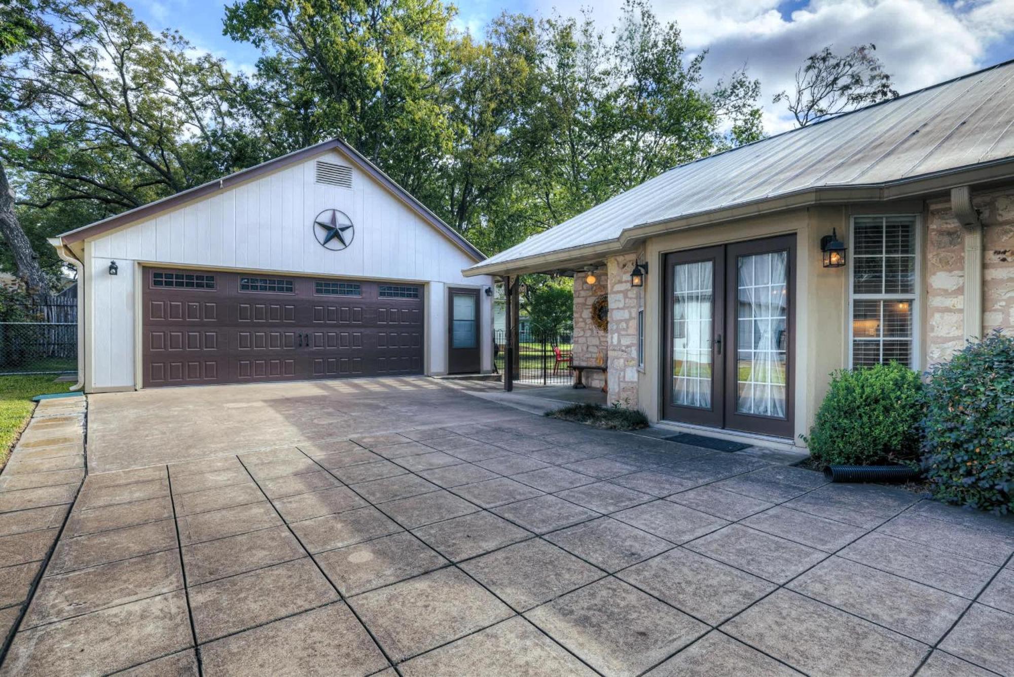 Peach Street Retreat - Fire Pit And Close To Main St Villa Fredericksburg Exterior photo